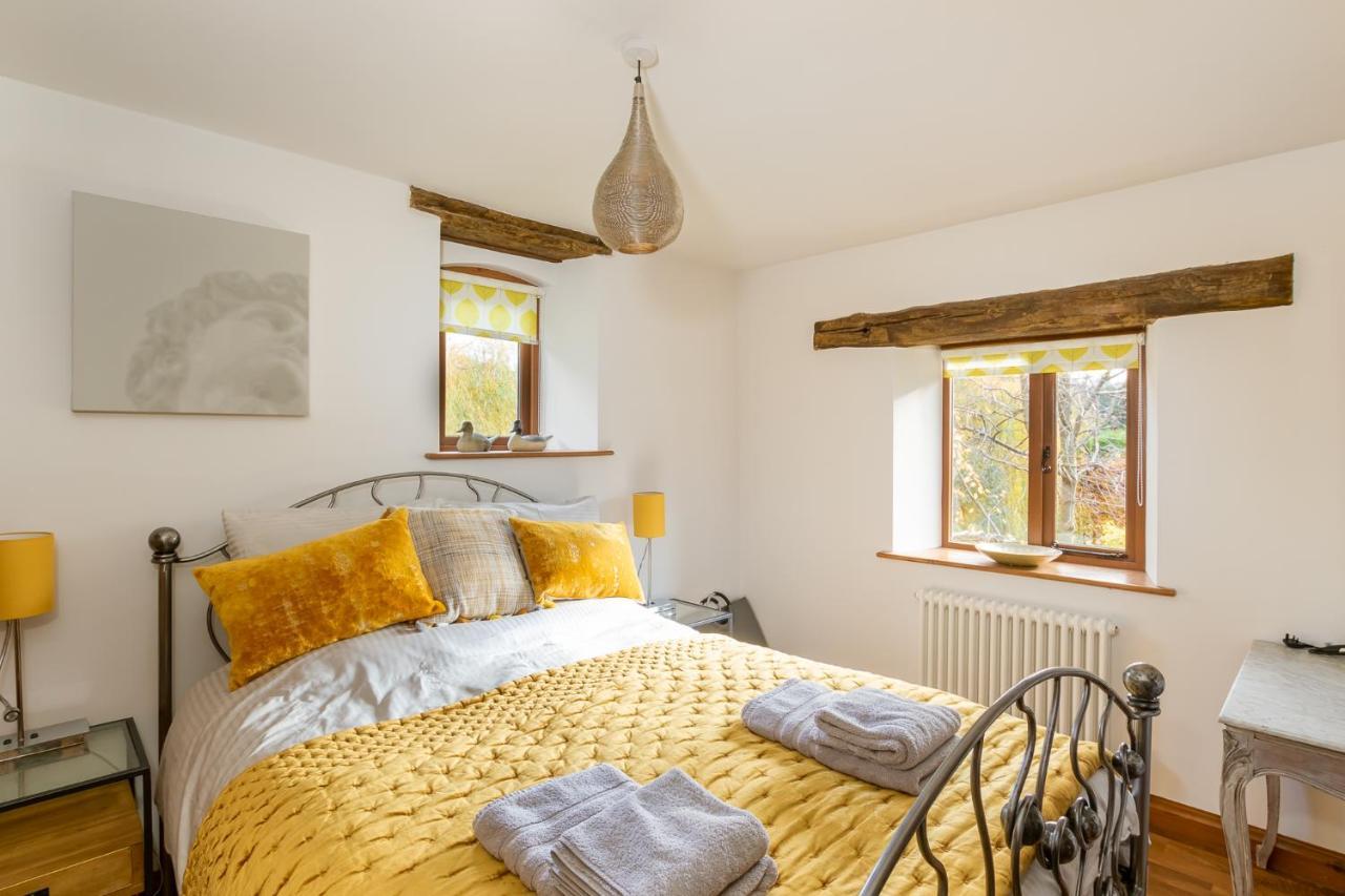 Granary Cottage - Luxury Barn Conversion Weston Subedge Екстериор снимка