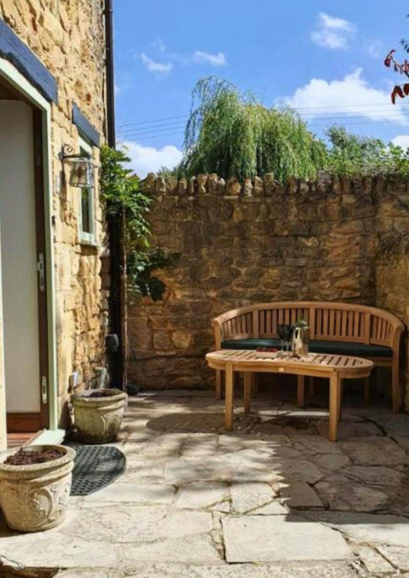 Granary Cottage - Luxury Barn Conversion Weston Subedge Екстериор снимка